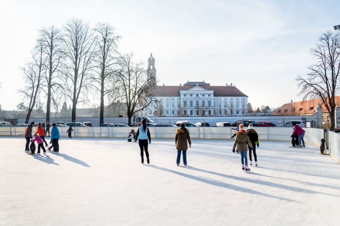 Freizeit_Eislaufplatz.jpg