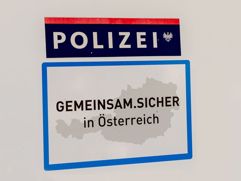 aa_polizei01.jpg